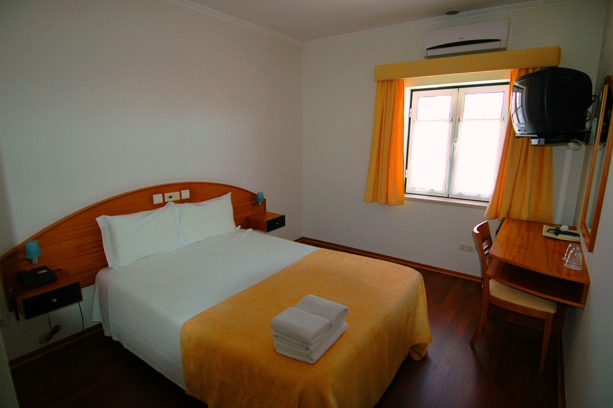 Albergaria Pedra D'ouro Guest house